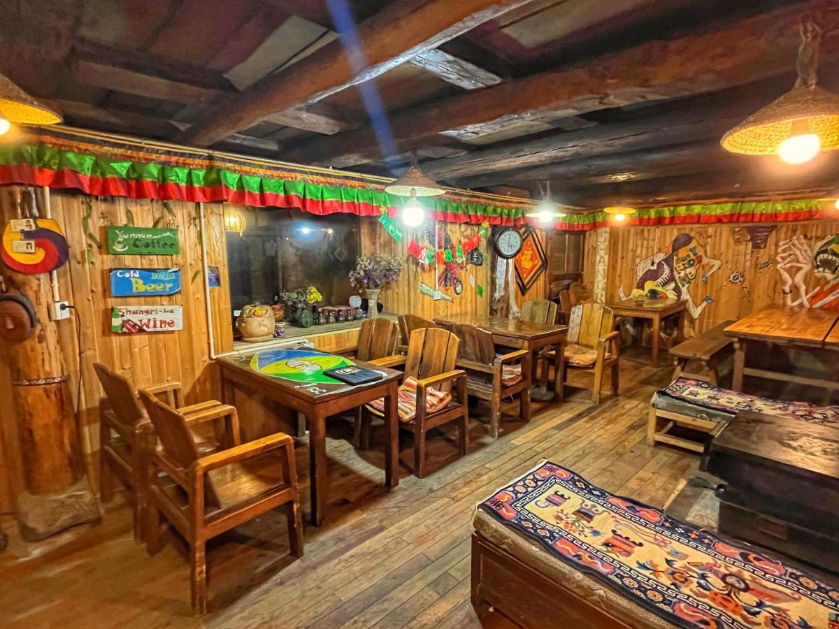 Tavern Hostel仁和客栈 Шангри-Ла Экстерьер фото